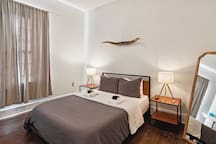 219 W 43rd - Embassy Room