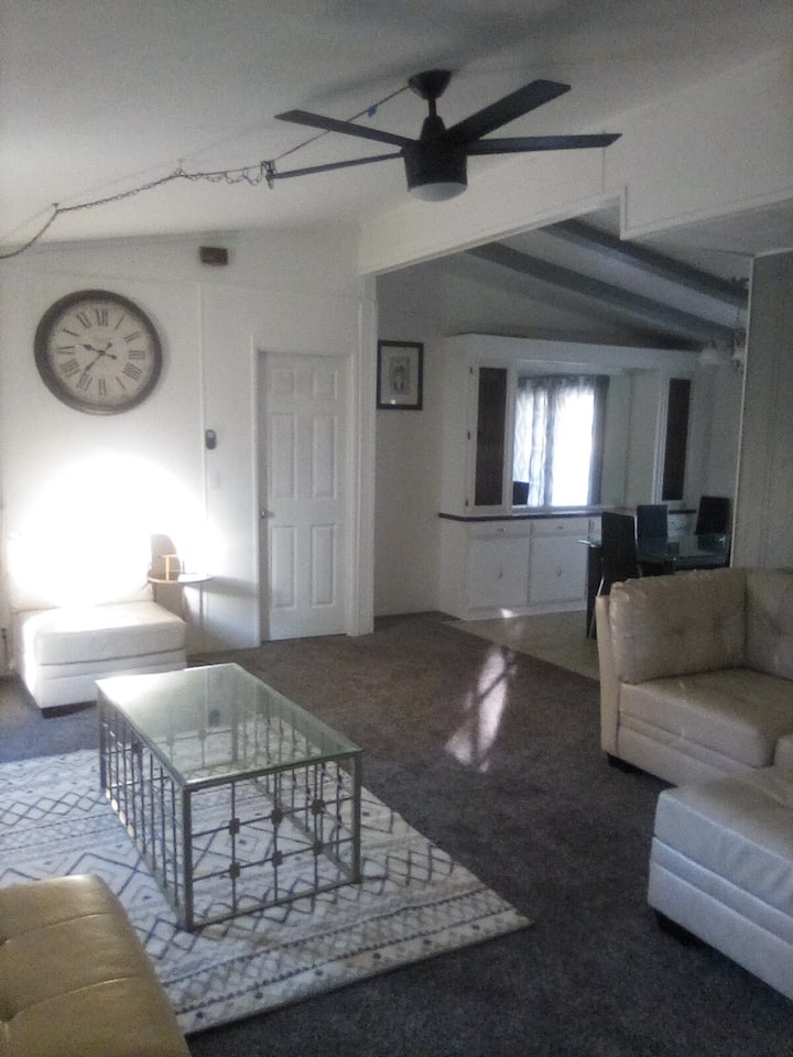 Cedar Pine Ranch Houses for Rent in Dunlap, California, United States