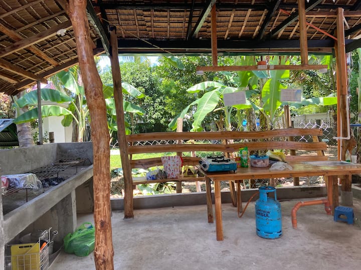Seafront Bamboo House - Alegría