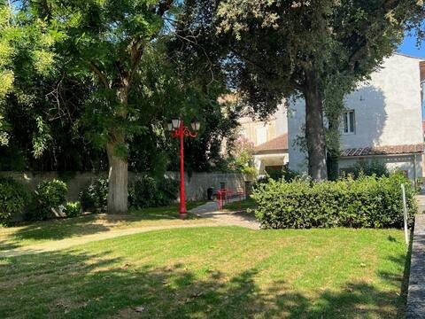 Le Belot 2 , parking,quiet ,close to Golfech CNPE