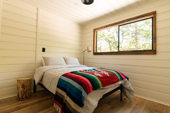 جناح بوتس! أفضل إطلالة على منزل سييرا بوتس المجاورة.