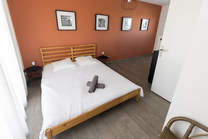 ห้องนอน #2 - ชั้น 2