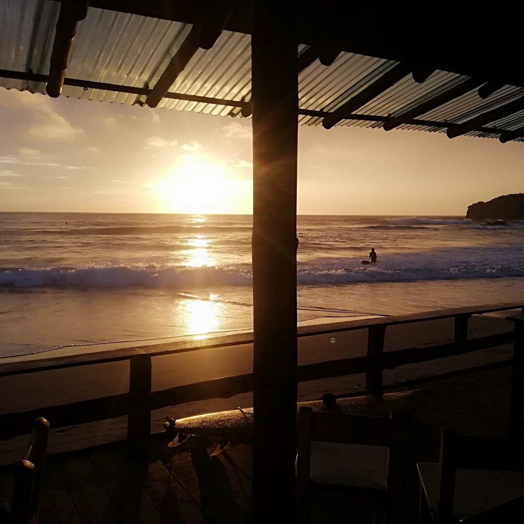 Private suite in oceanfront hostel Bed and breakfasts for Rent in