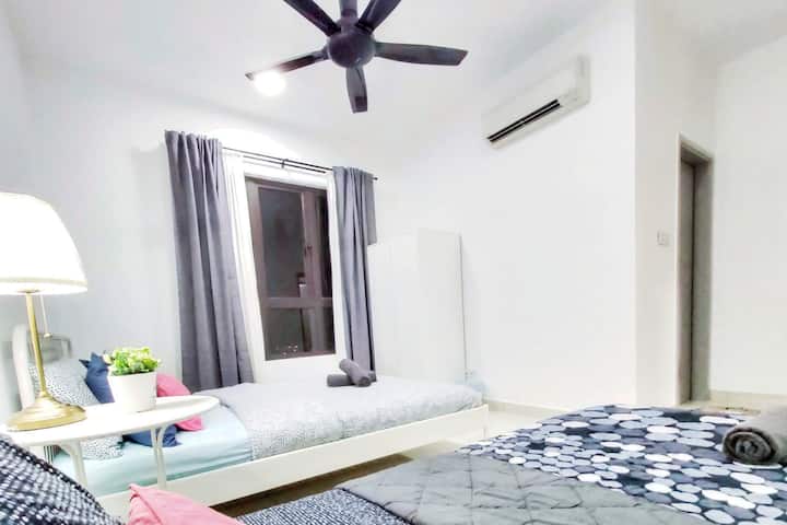 带独立卫生间的主卧