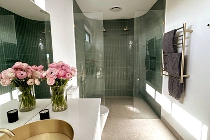 Behind the Dunes gallery image 4