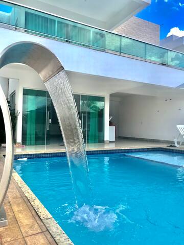 Entire home with 4 bedrooms in Aracaju - Casa em cond. Fechado  em frente à praia.