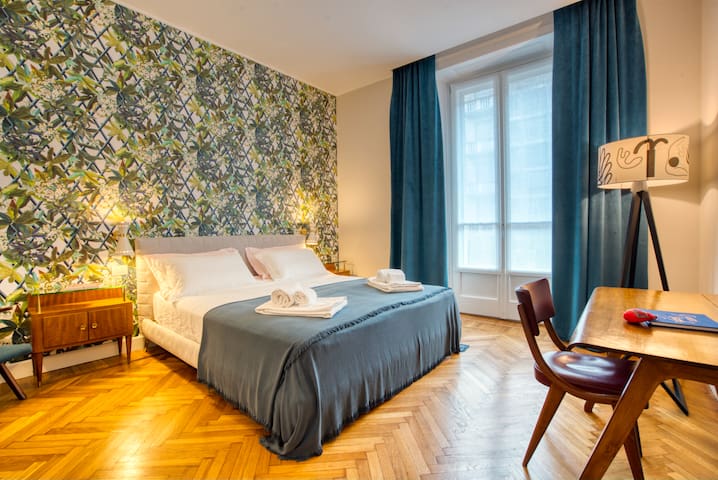 Tre camere con bagno indipendenti – NO cucina