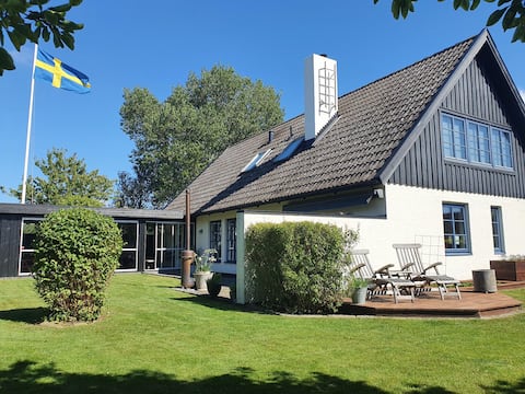 Villa in the idyllic fishing village of Viken.