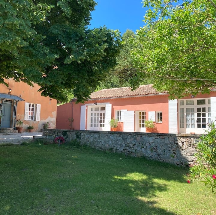 Maison Pays D'aix Dans Propriété Avec Vignes - Gardanne