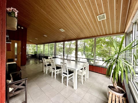 Villa with all amenities 10 metres from Lohja lake