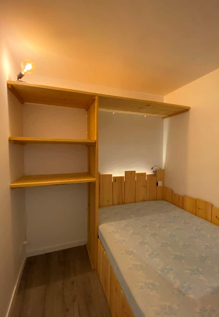 Spavaća soba 1