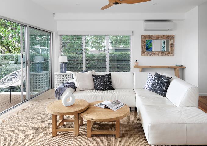 Sunshine Getaway – Ocean views, see the whales gallery image 4