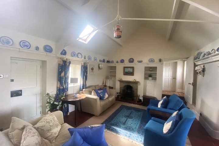 Pen-y-graig Seaside House In Rhoscolyn - Trearddur Bay