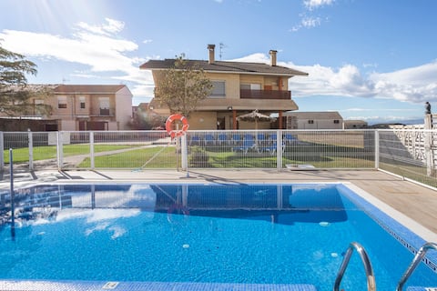 Bedroom 4 people Oasis de Bardenas Reales , Pool