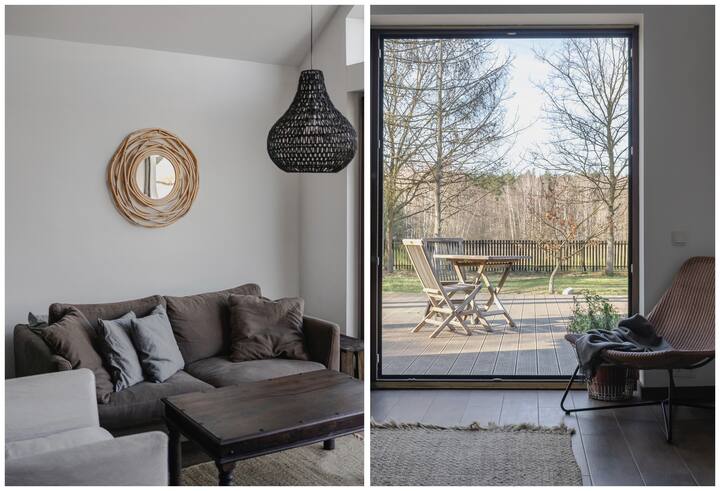 Дневна соба со удобен кауч (фотографија од Темза) 