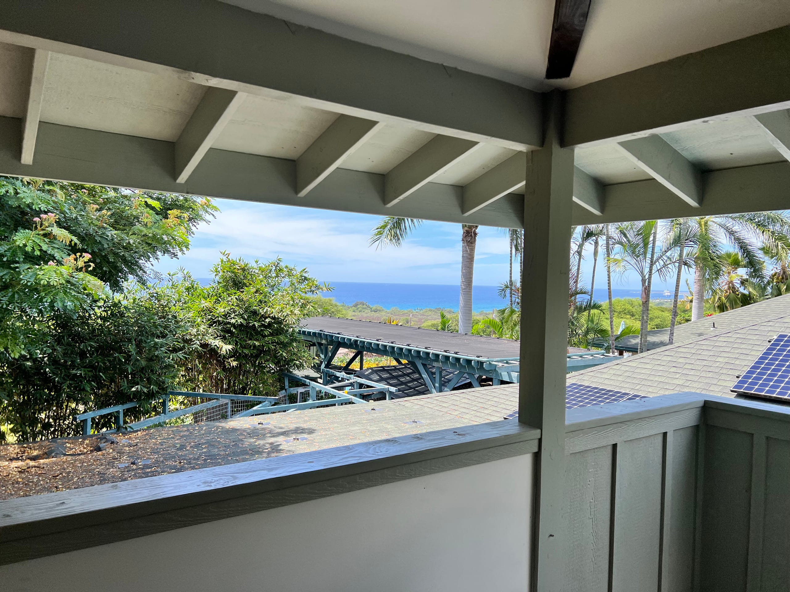 The Tree House Suite - Photo 14