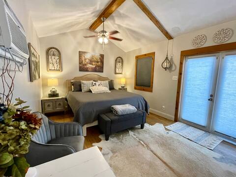 Cozy Cabin