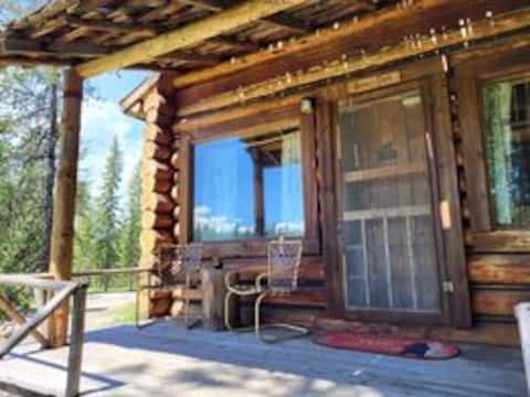 "Bears Den" cozy cabin nestled in the pines.
