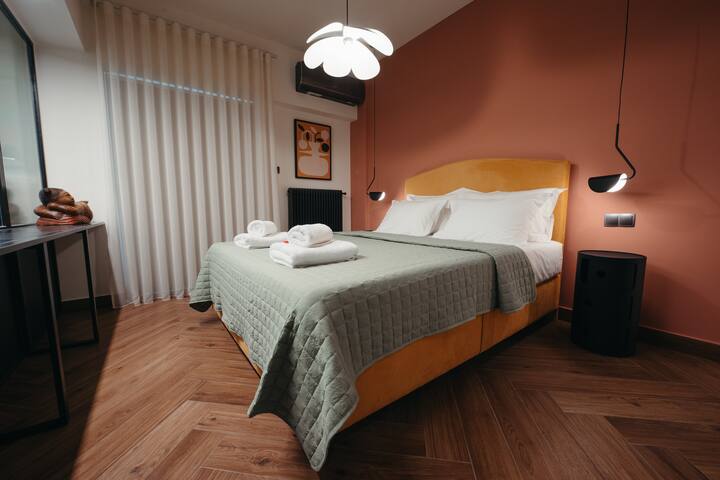 سرير تشريحي بحجم كبير 