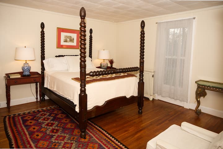 Room 12