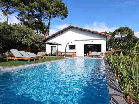 Villa M'Vassa 180m2 w/ swimming pool - 10 pax