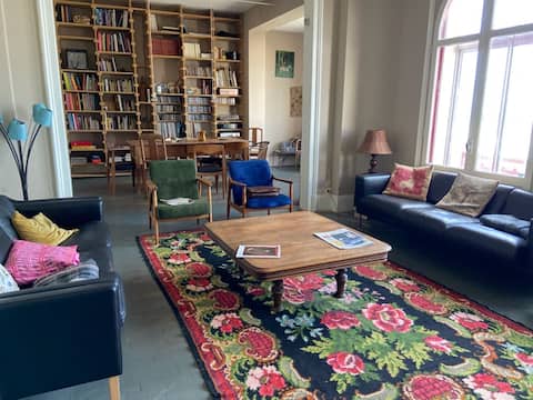 06- Beautiful Belle Époque Villa on the Waterfront