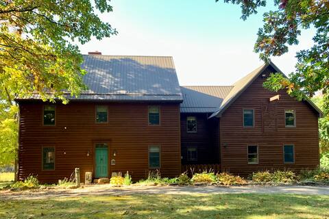 Meadow Rock Farm-6BR/4Bath, Sleeps 20