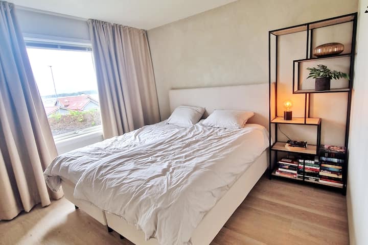 חדר שינה 1. מיטה 180x200