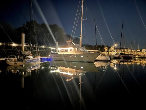 A yacht for the night!