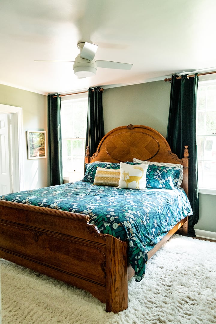 First floor king suite