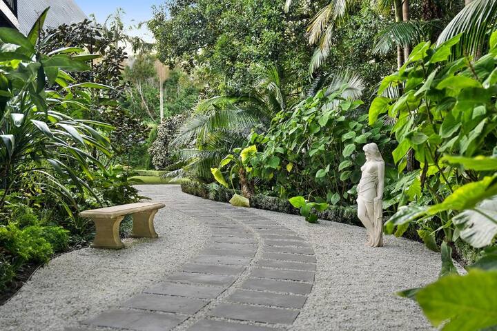 Luxury Private River Estate Bellingen gallery image 2