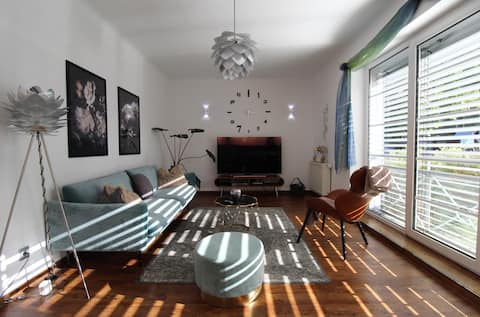 Bright designer apartment at the foot of the Hutberg
