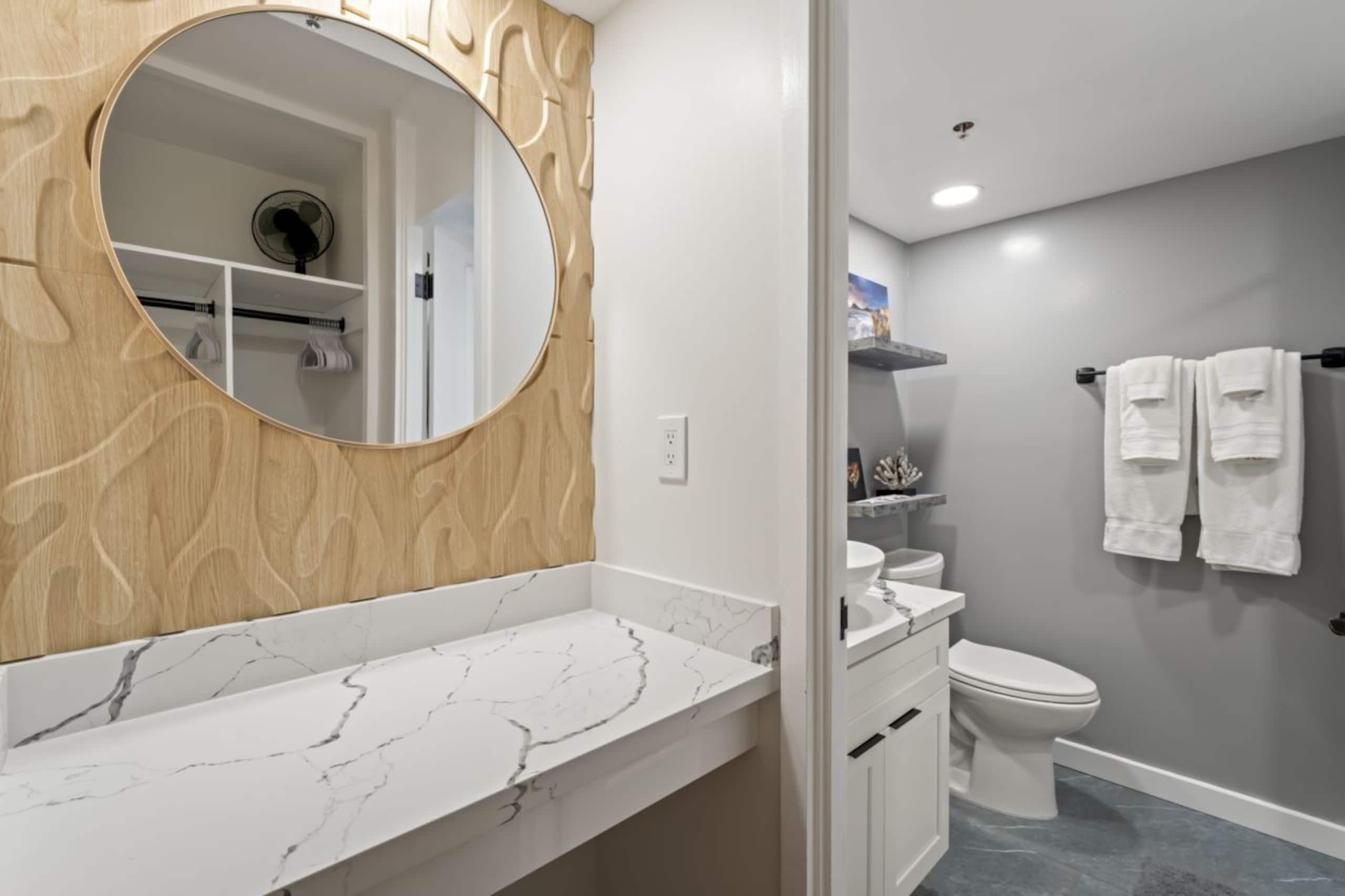 Condo in Honolulu · ★4.86 · Studio · 2 beds · 1 private bath - Image 21