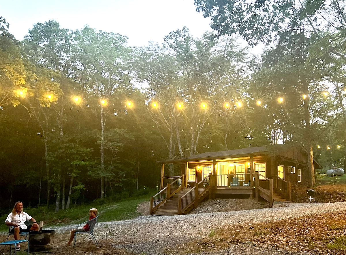 Lake Of Egypt Cabin Cabins for Rent in Goreville, Illinois, United