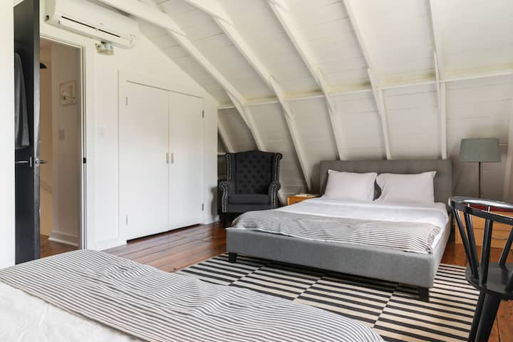 Valuted ceilings and large private closet