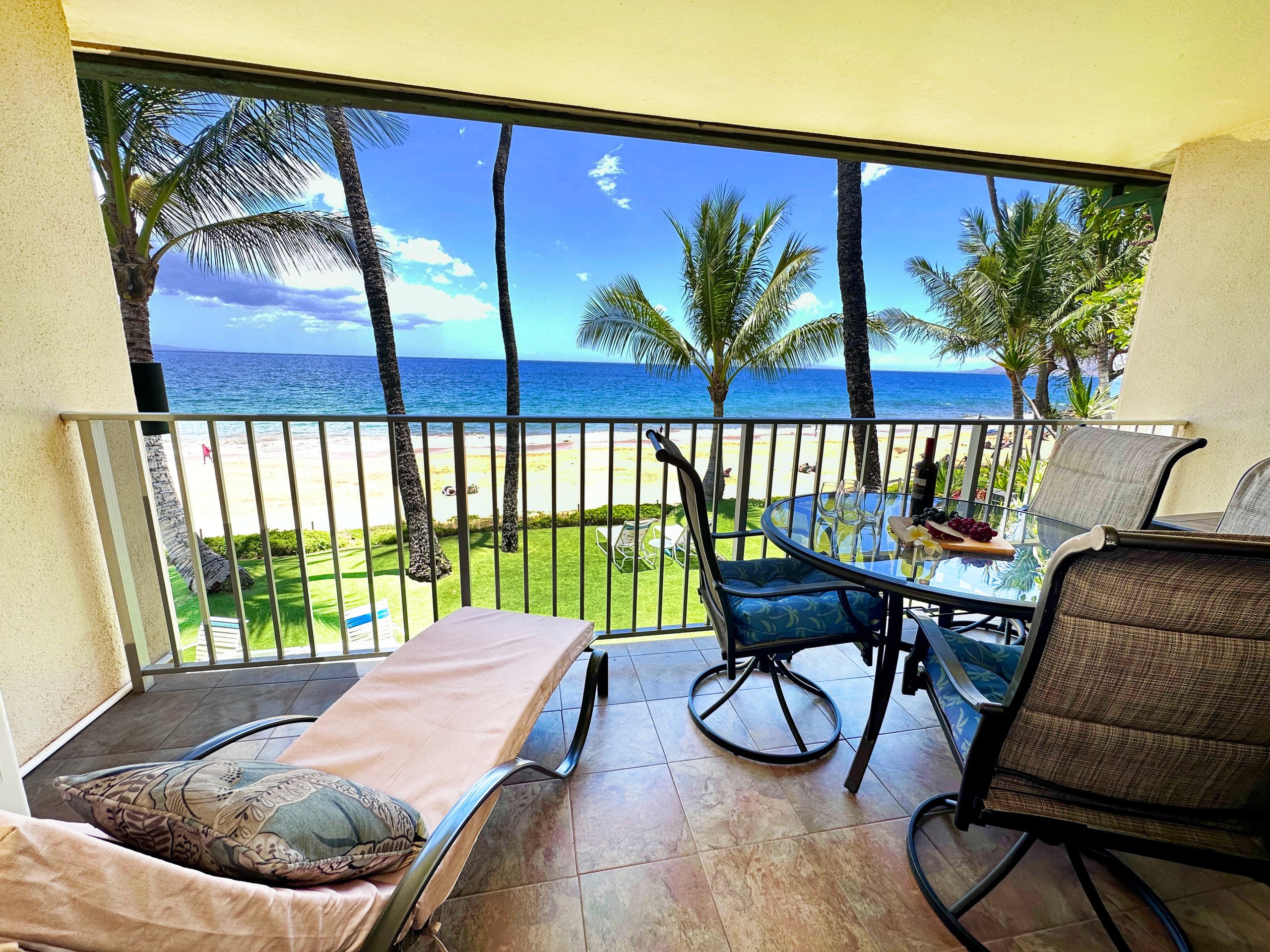 Condo in Kihei · ★4.87 · 1 bedroom · 2 beds · 1 bath - Image 13