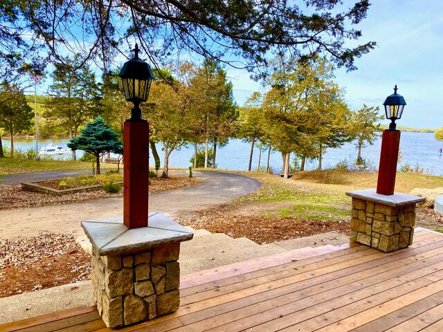 Island retreat on Mississippi River (15 acres) gallery image 3