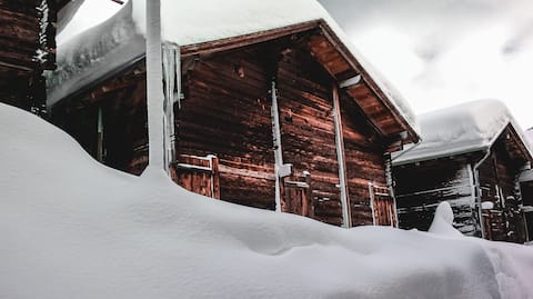 Romantic Valais stable in Reckingen-Gluringen