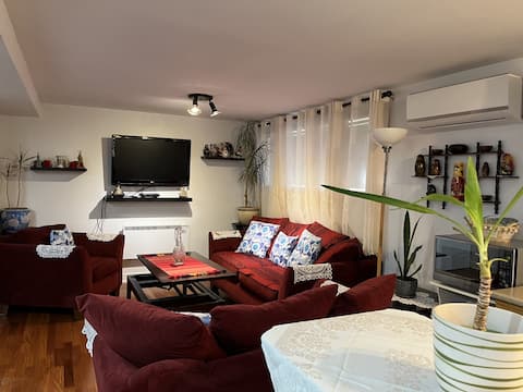 Popular Airbnb listing: welcome in Mercier–Hochelaga Maisonneuve