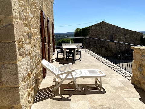 South Ardèche: Stone house, air conditioning, 2 terraces