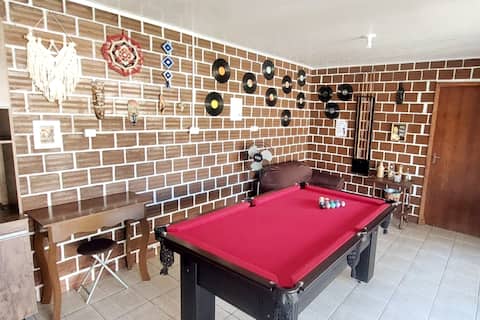 Airbnb em destaque: Jacuzzi, swimming pool, snooker, near Ilha do Mel em Pontal Do Paraná