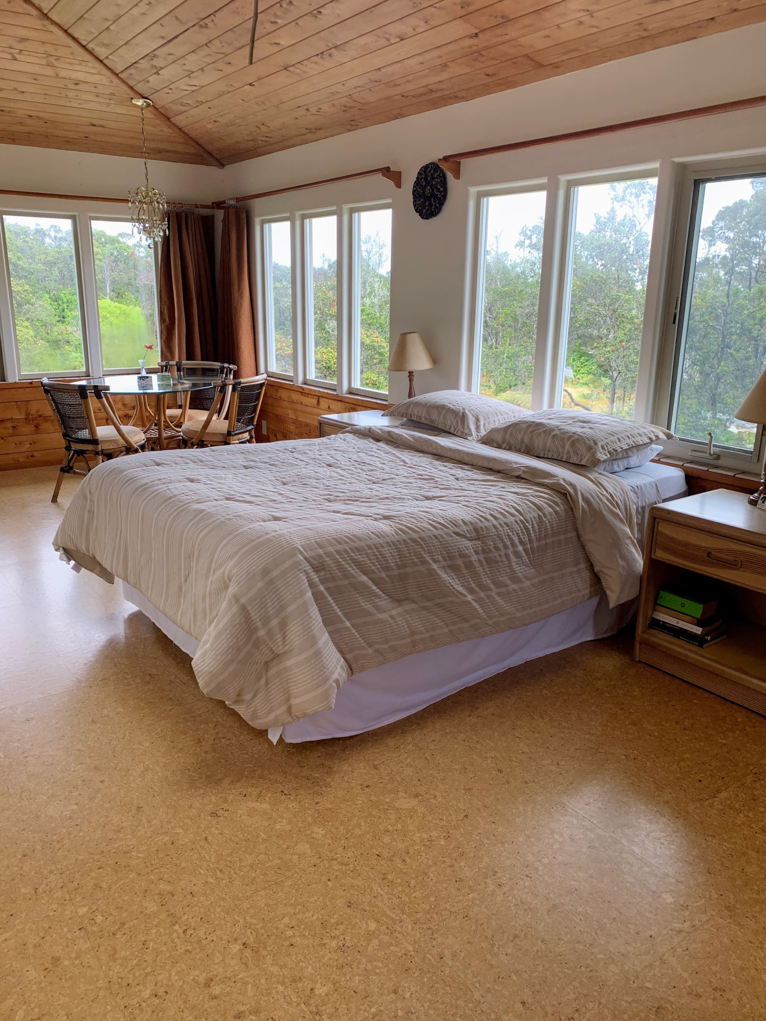 Guesthouse in Volcano · ★4.6 · 1 bedroom · 2 beds · 1 private bath - Image 13