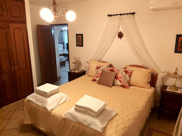 საძინებელი 2