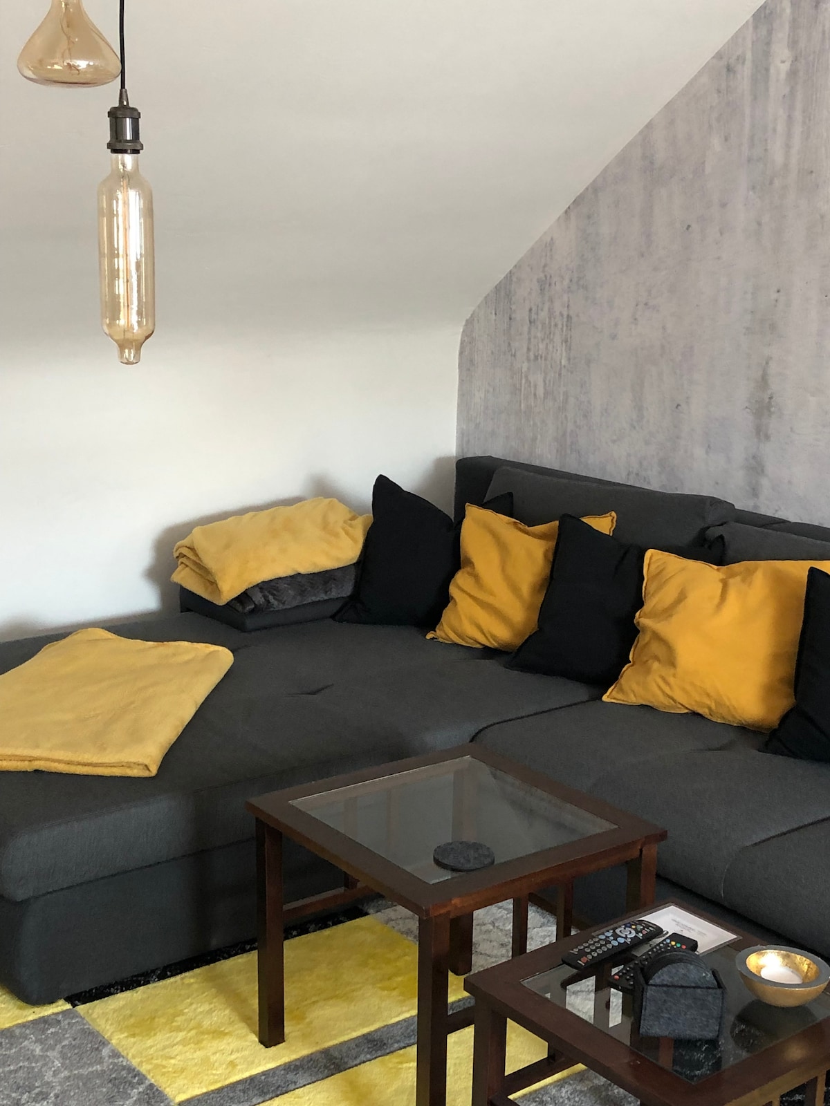 Cozy modern apartment on the top floor