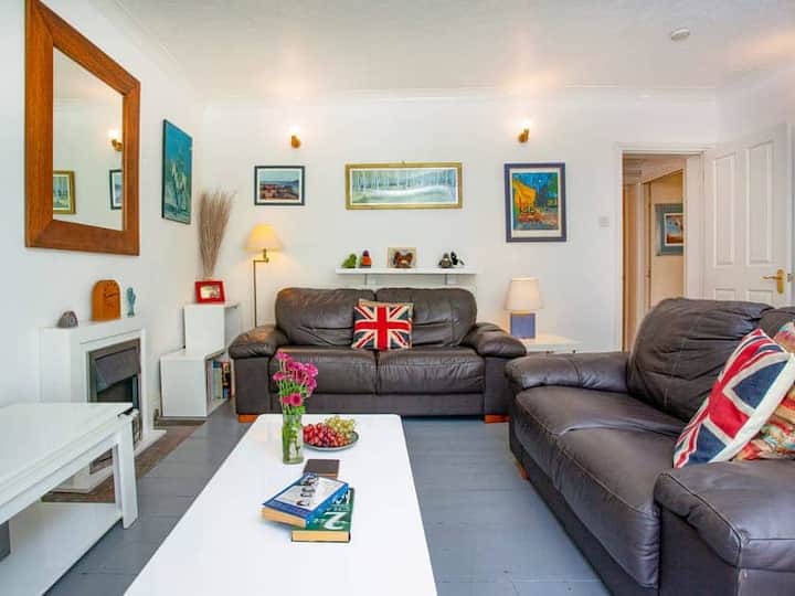 🌴🌼Garden Apartment in sought after location 🌼🗝 Flats for Rent in Torbay, England, United