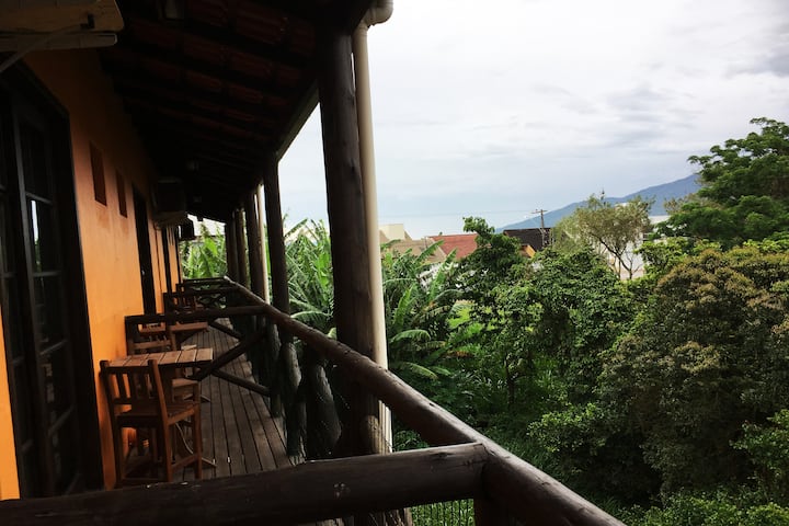 ระเบียงระเบียง Upper Sunset Suite