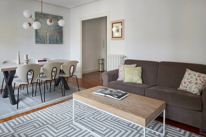 Mirakruz H by FeelFree Rentals gallery image 3