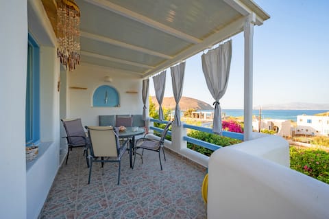 Molos Sea View House - Paros Greece