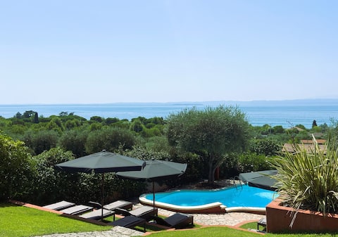 VILLA SETTANTA Garda Lake (Heated Pool on request)