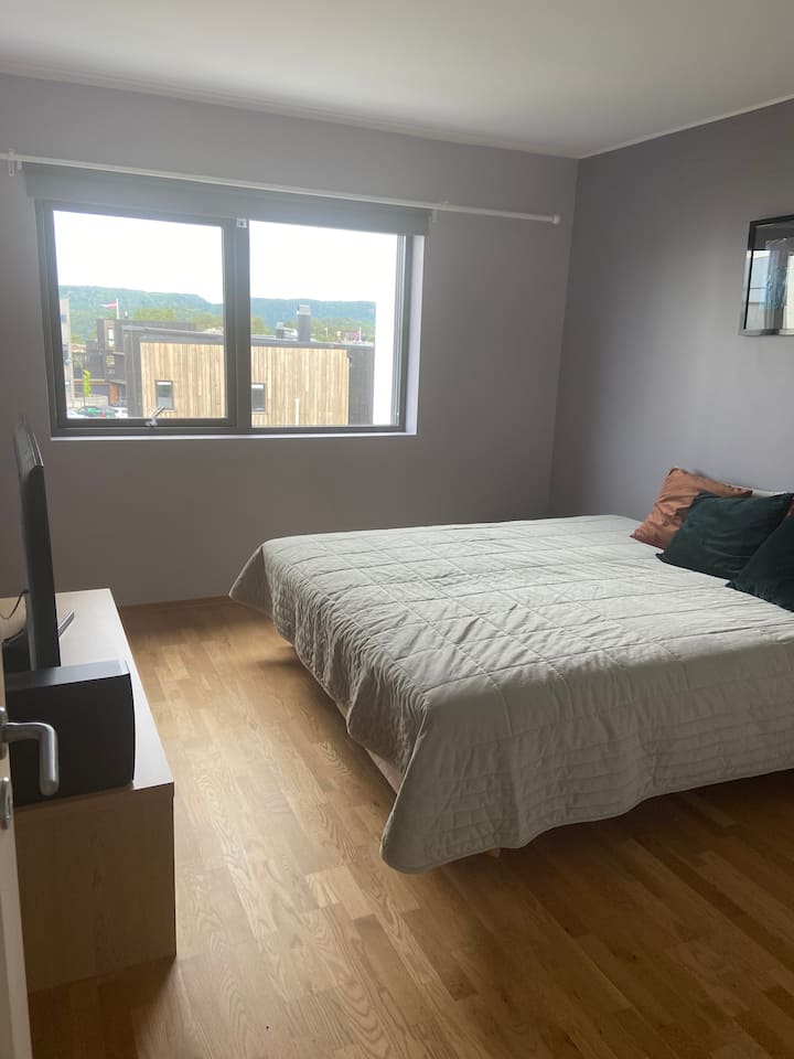 Soverom NR2. Dobbeltseng 150*200